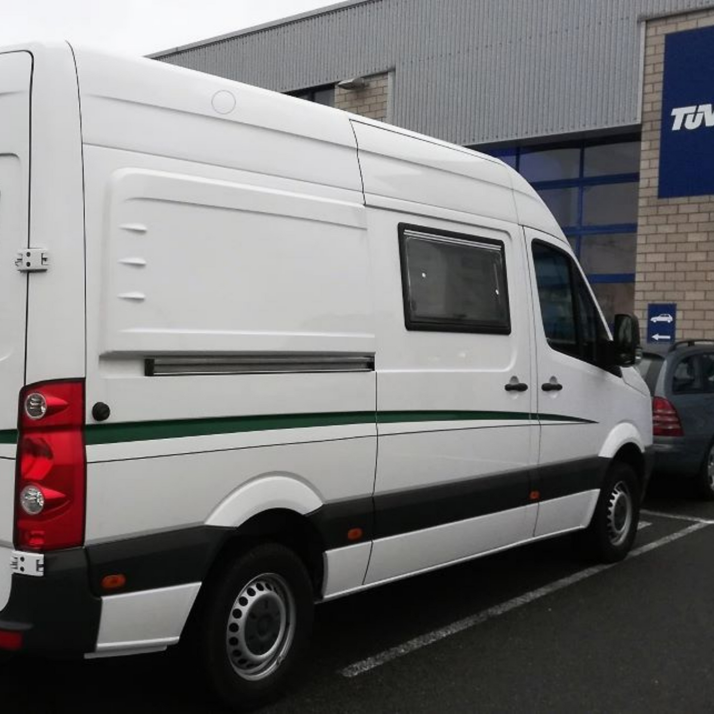 Longsleeper right (Sprinter from '06 / Crafter from '06 to '16)